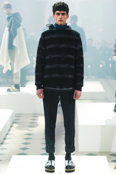 Look 9